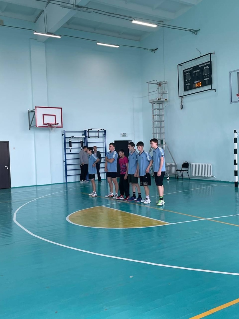 Финальные игры по волейболу.